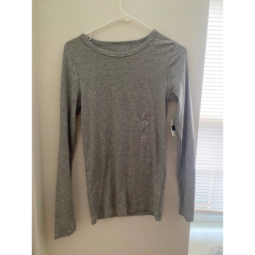 Gap Gray Long Sleeve NWT